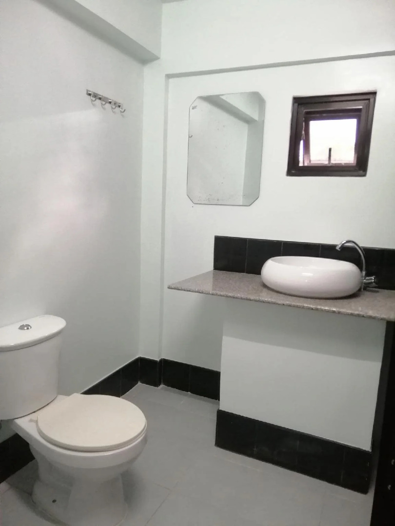 Gum Leaves Hotel and Restaurant