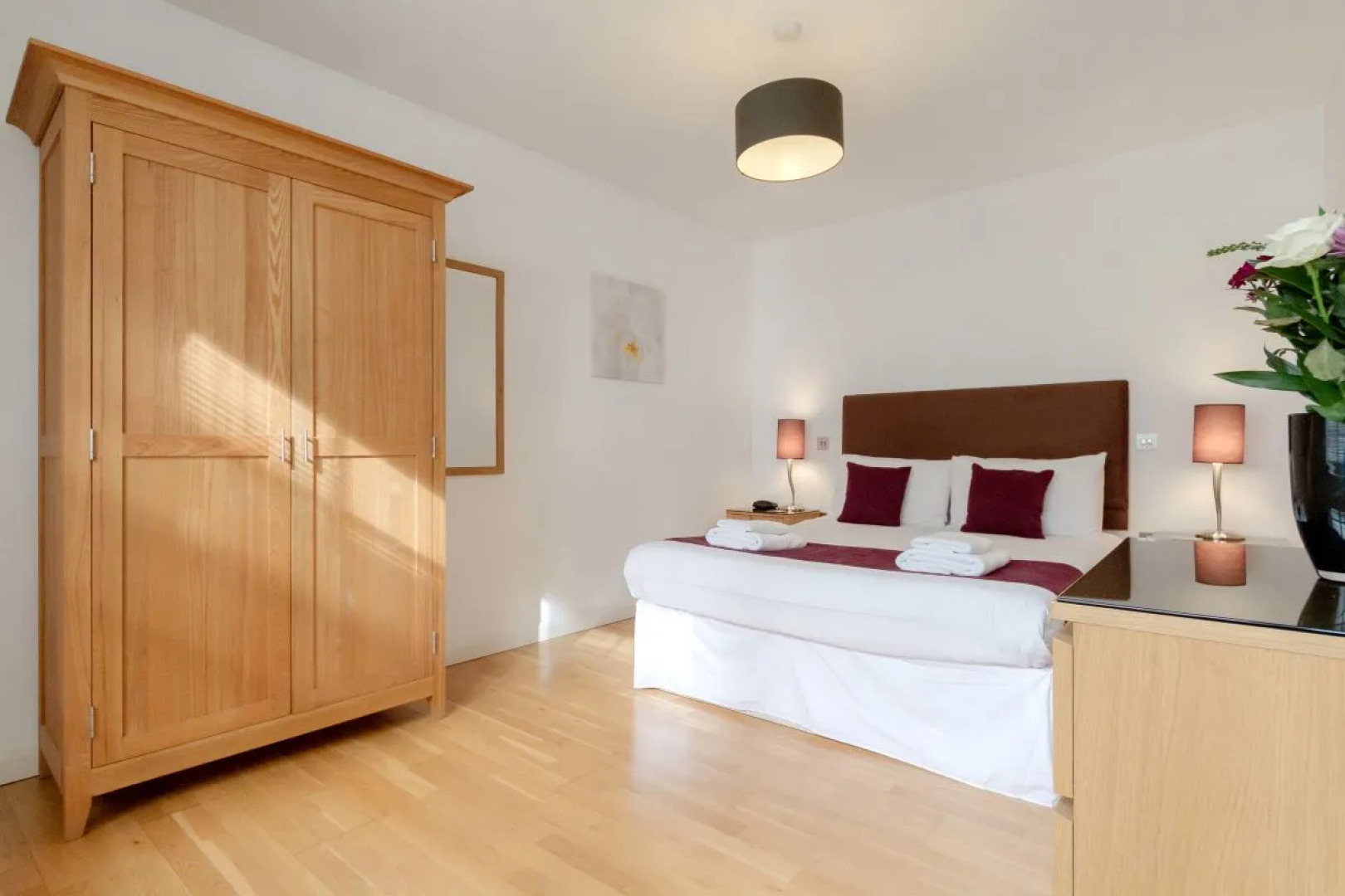 Roomspace Serviced Apartments - Groveland Court