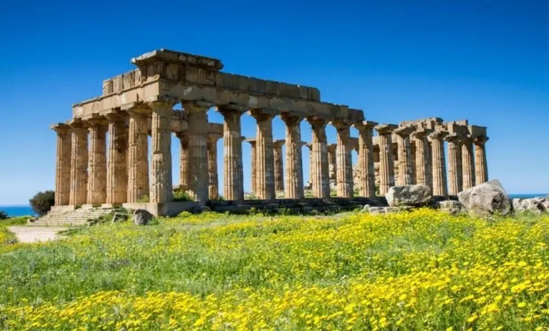 Villa With 3 Bedrooms in Partanna, With Shared Pool, Enclosed Garden and Wifi Near the Beach