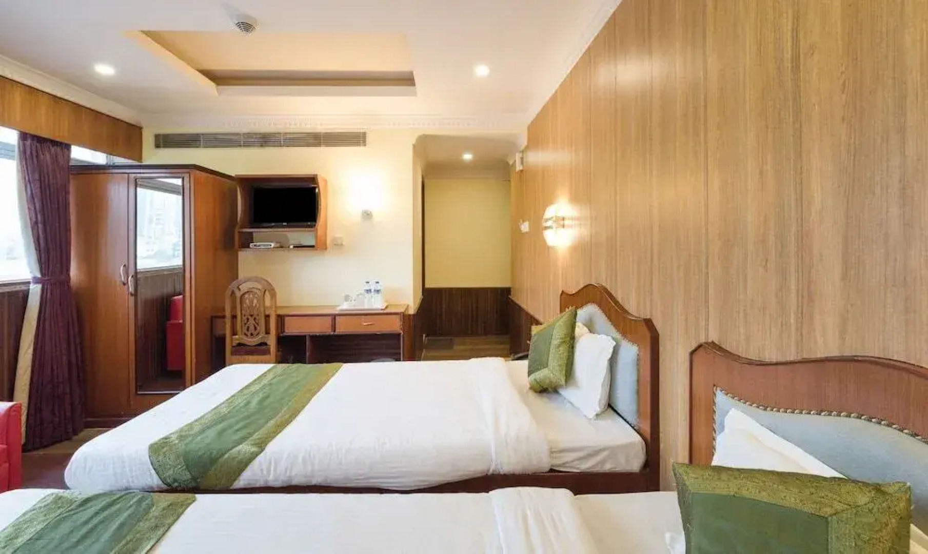 OYO 794 Hotel East Palace