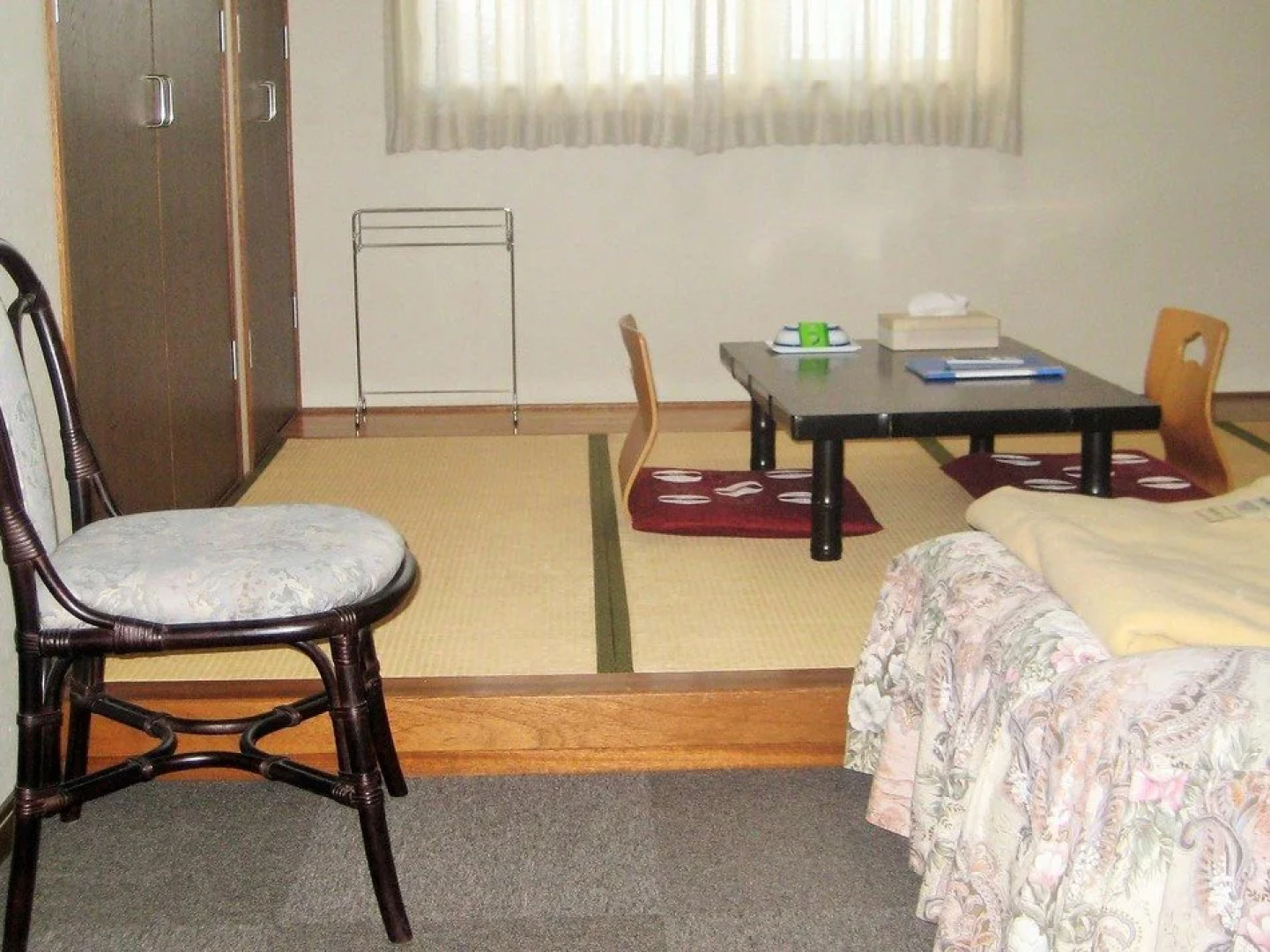 Showa Shinzan Youth Hostel