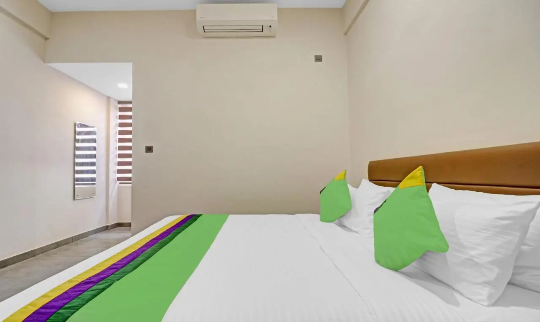Treebo Grand Vistara Airport Suites