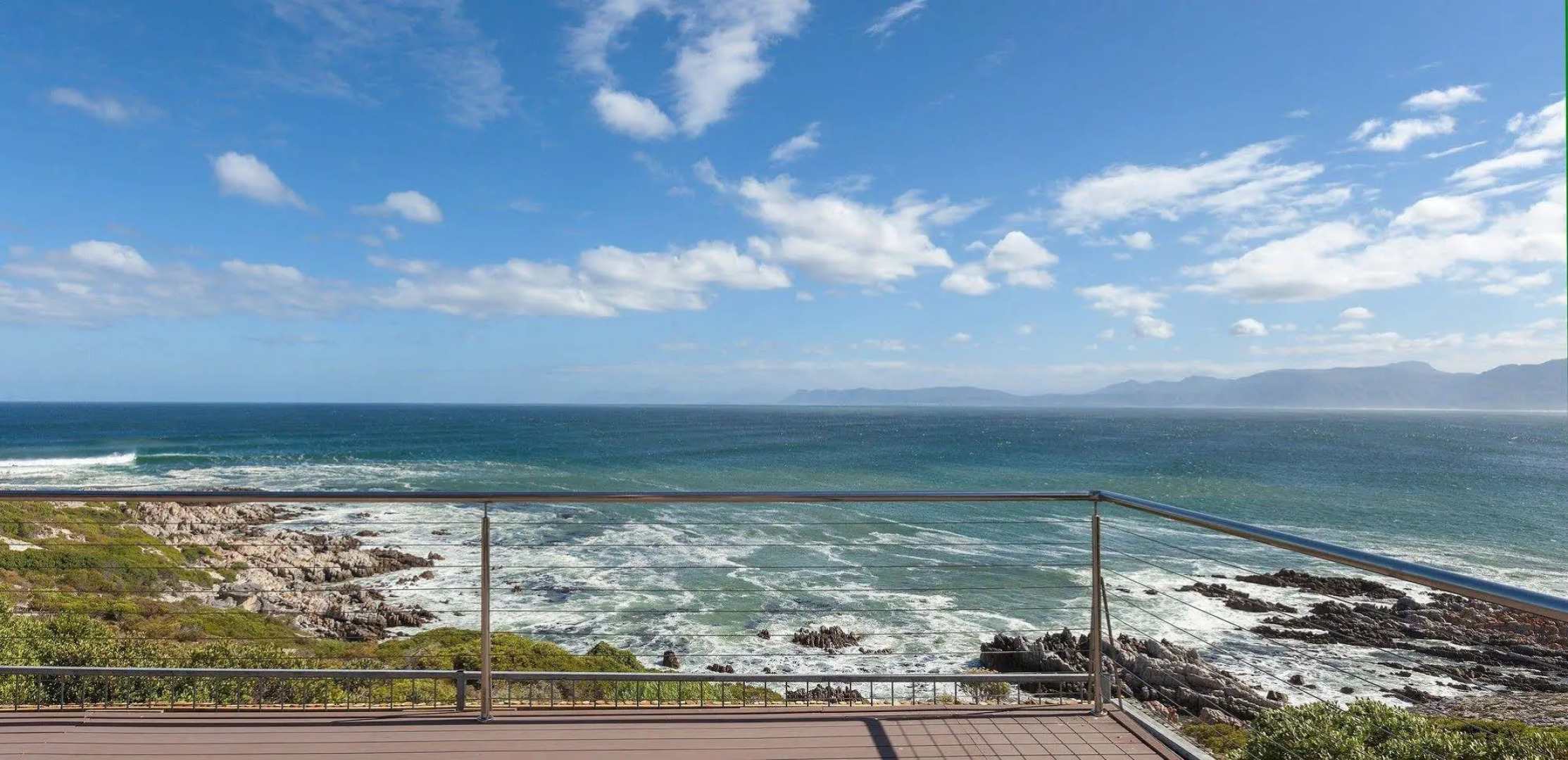 Whale Huys Luxury Ocean Holiday Villa