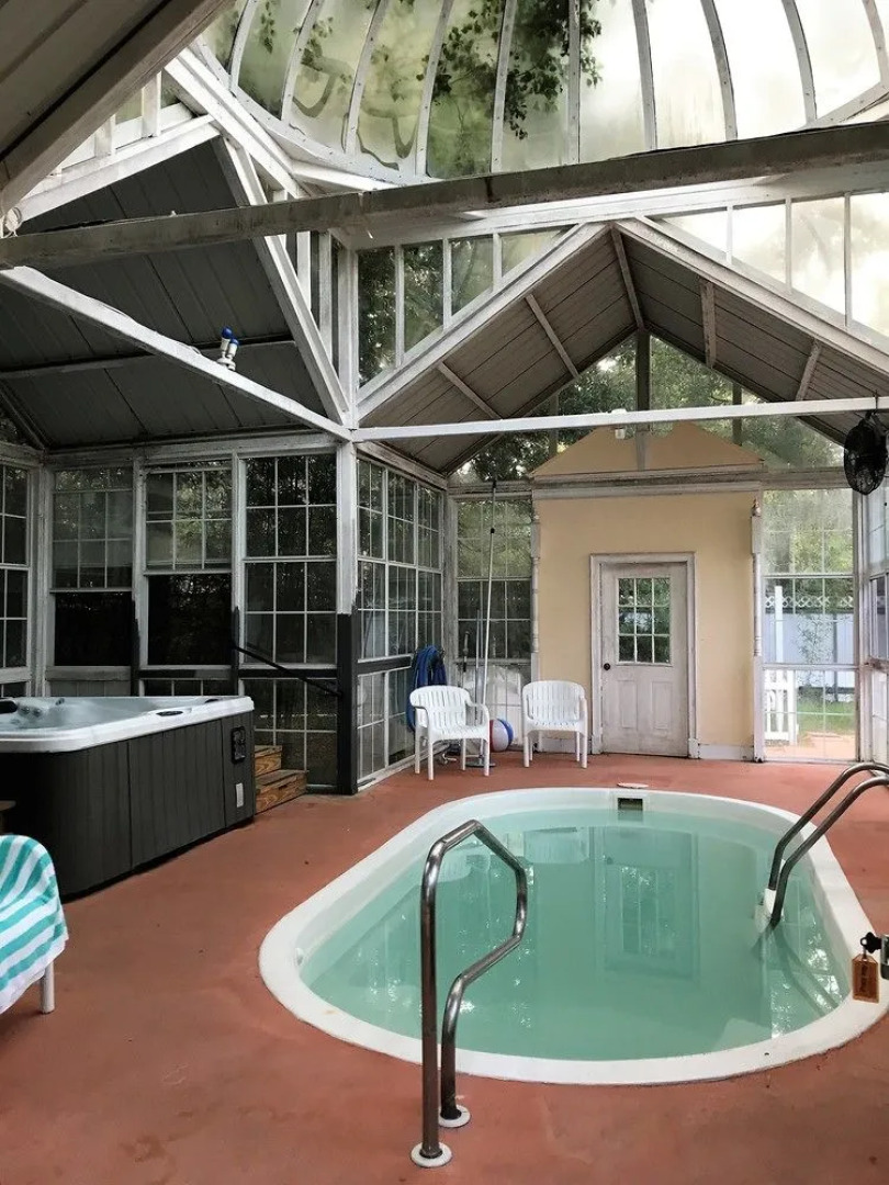 Historic Michabelle Inn