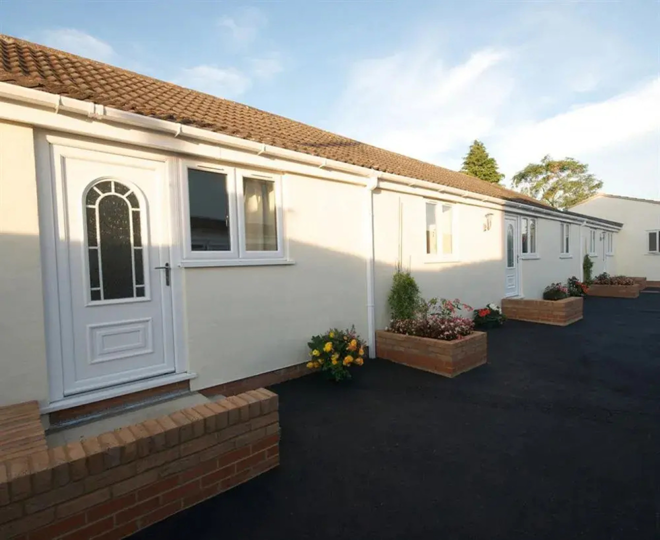 Treetops Cottages & Spa