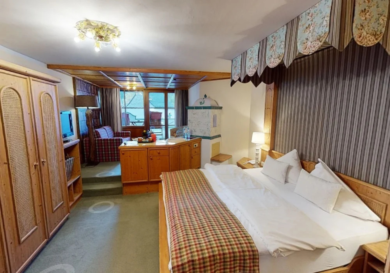 Wellnesshotel ...liebes Rot-Flüh