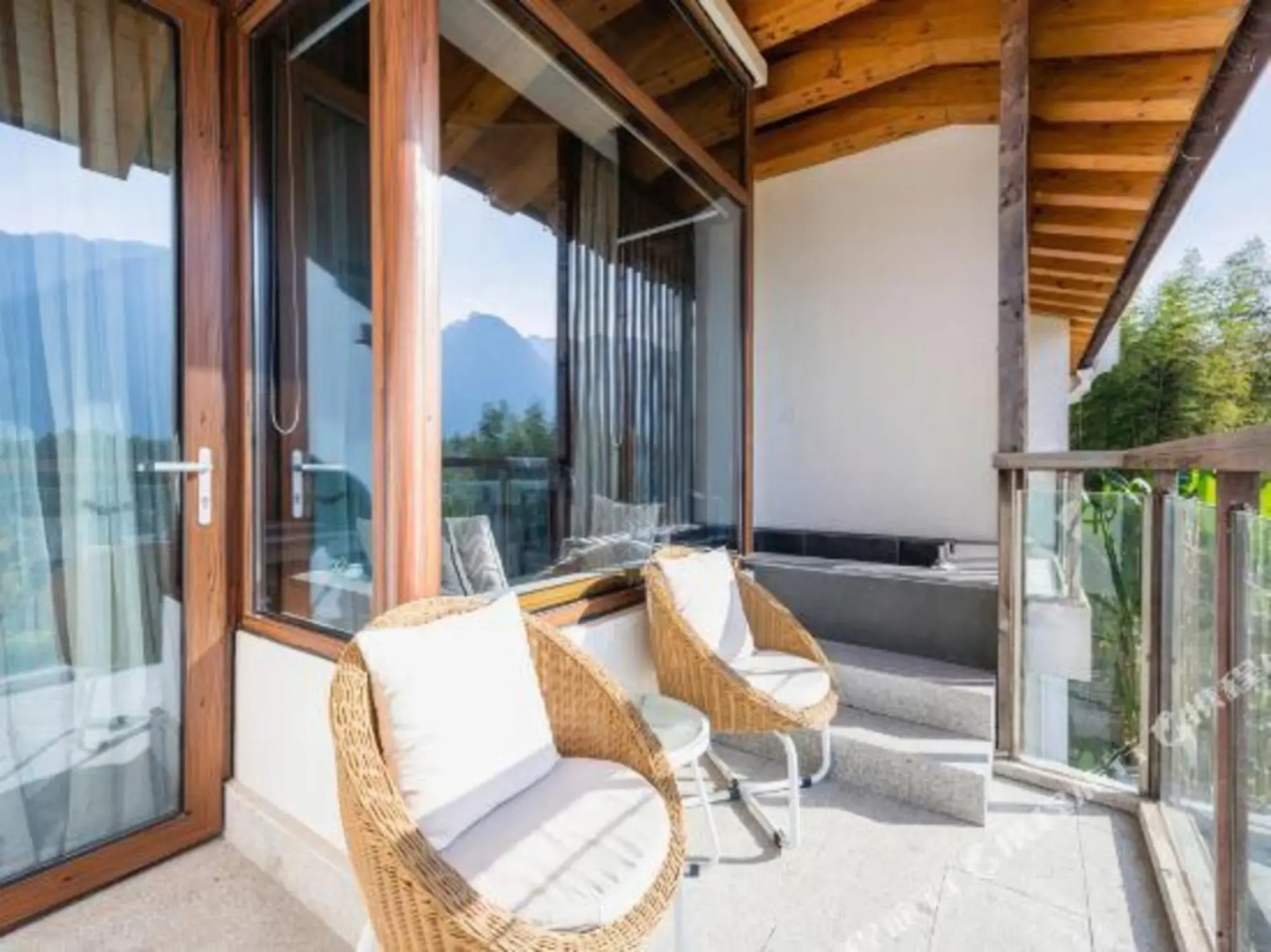 Jiuhua Mountain Demaotang Hotel