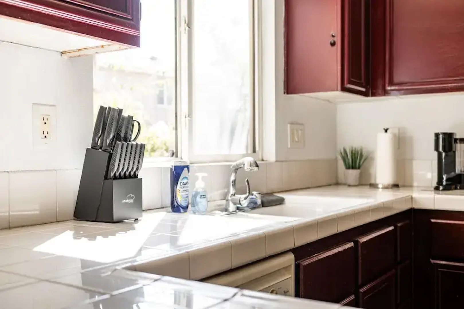 Bright Airy 5B Home Workspace Outdoor Lounge