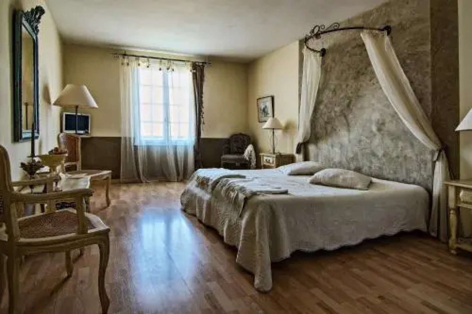 Le Mas Du Pont Roman