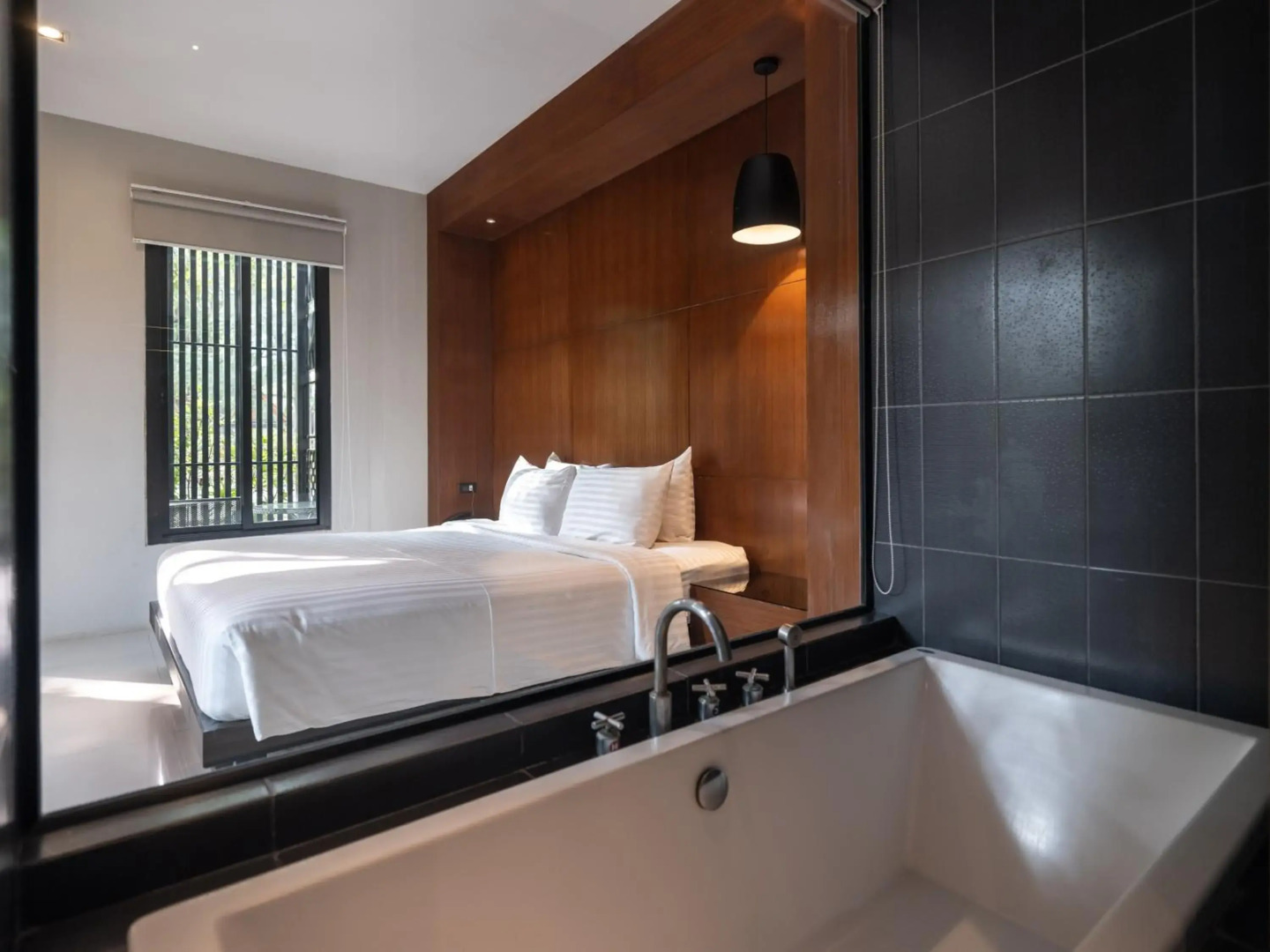 Sunshine Paradise Resort