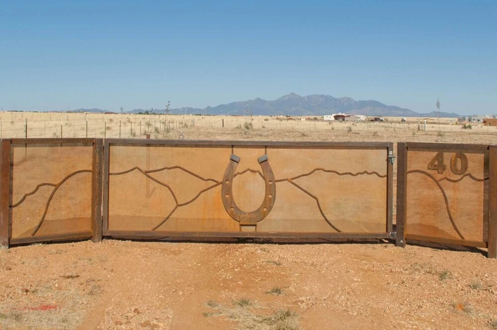 Horse Shoe Court Vacation Rental