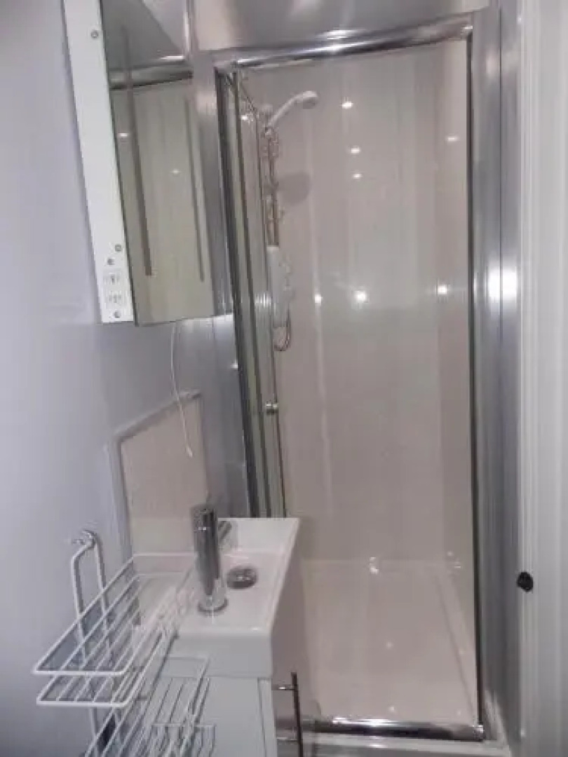 Sandpiper Inn B&B and Pub