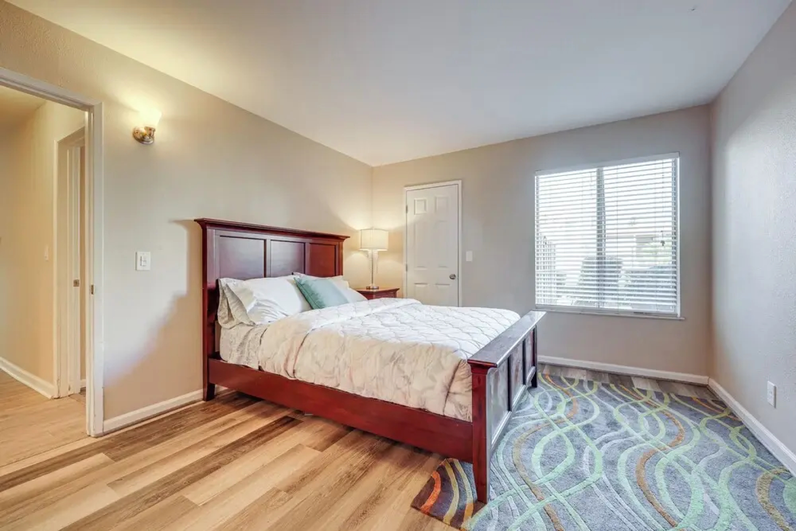 2 Mi to Beaches: Condo w/ Patio in Port Hueneme!