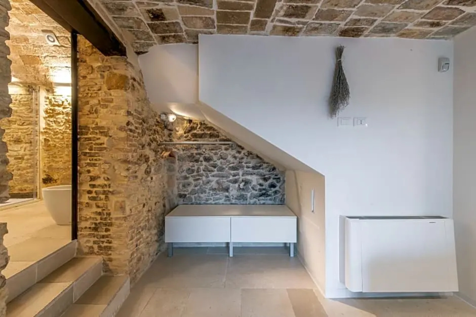 Borgo Baccile by Vini Fantini