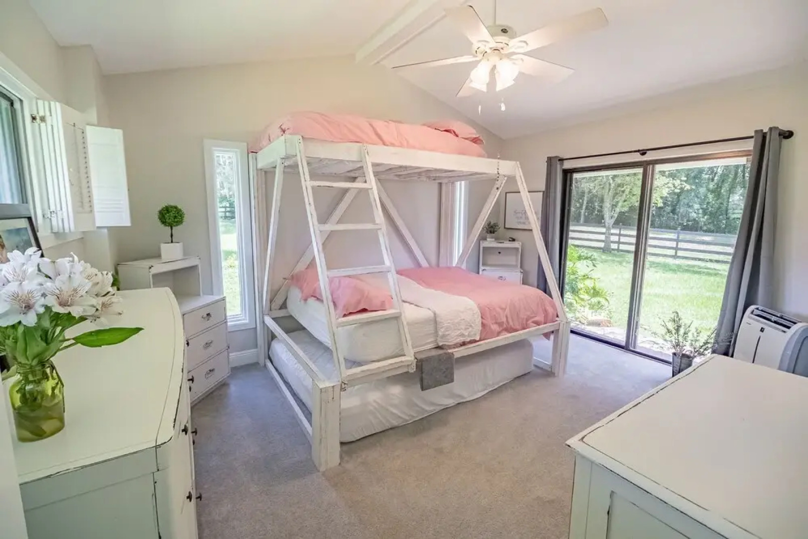 Spacious Country Estate