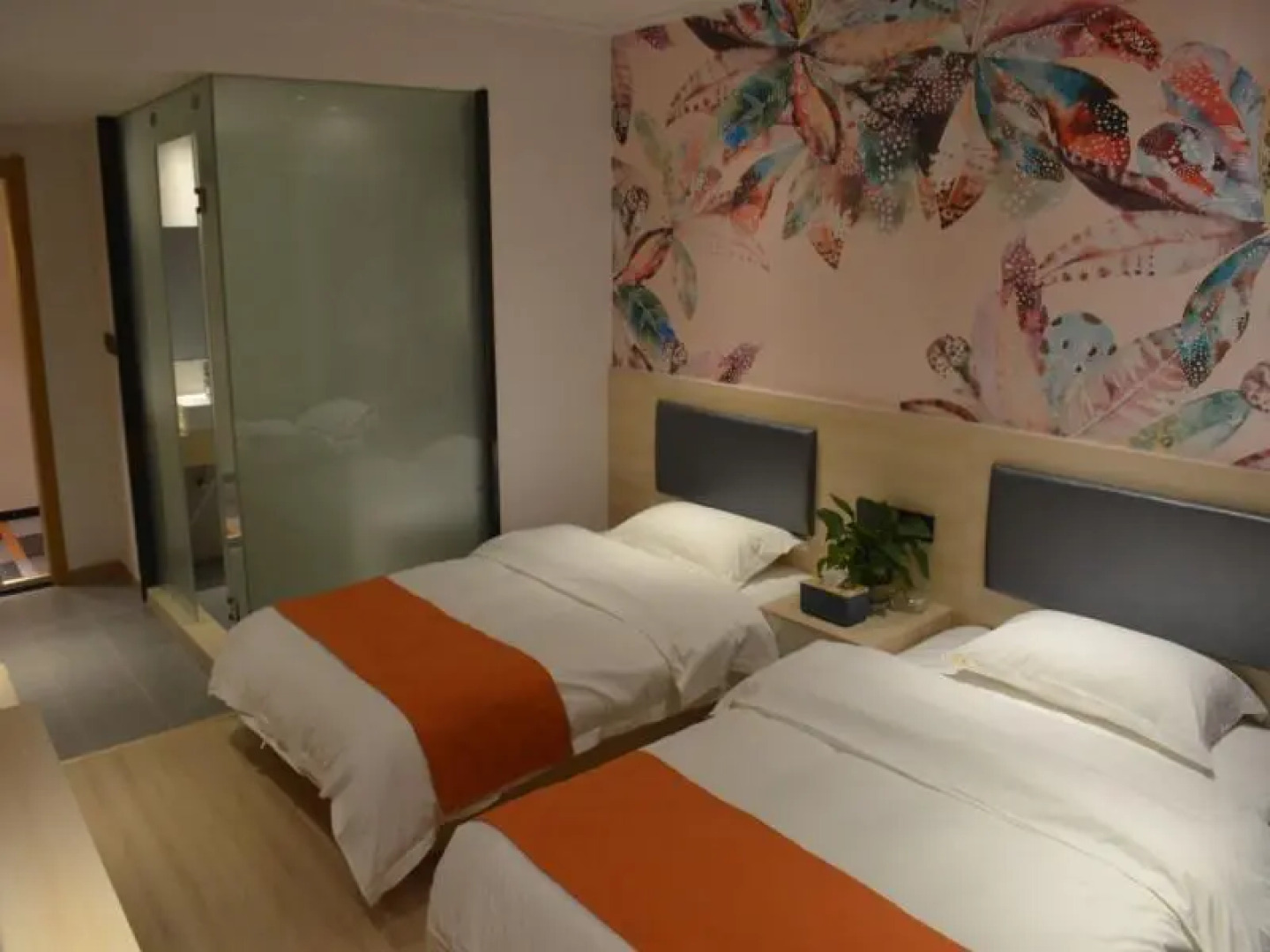 Shell Hotel Macheng Trade Logistics City