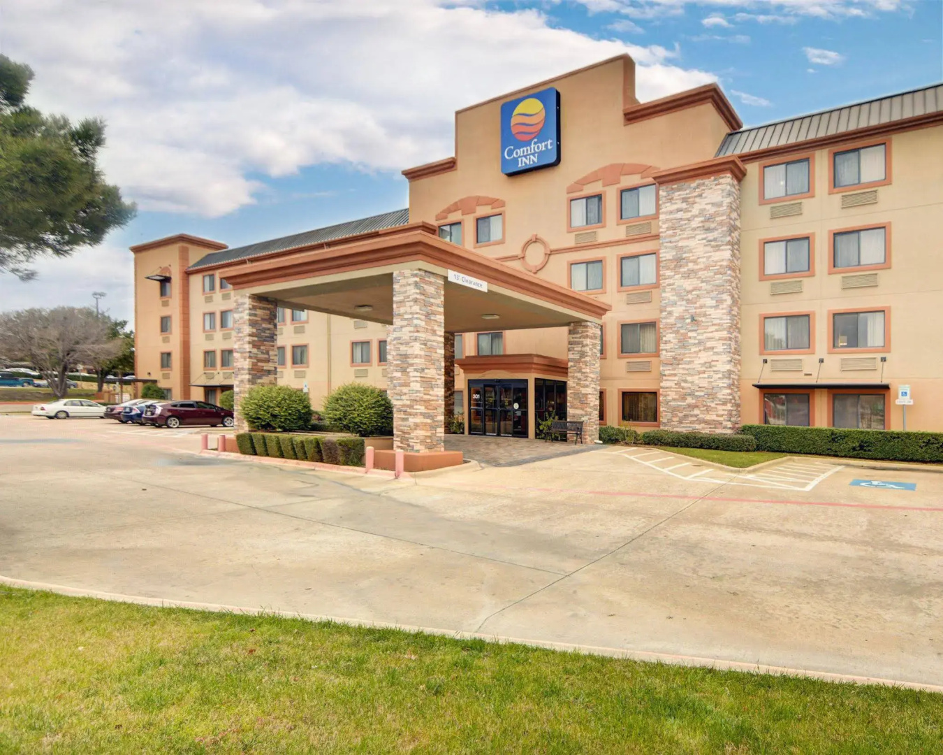 Spark by Hilton Grapevine DFW North