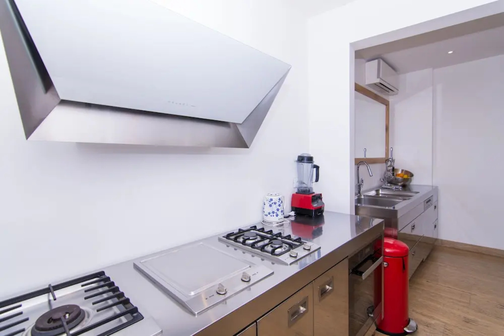 Livingstone Beach House