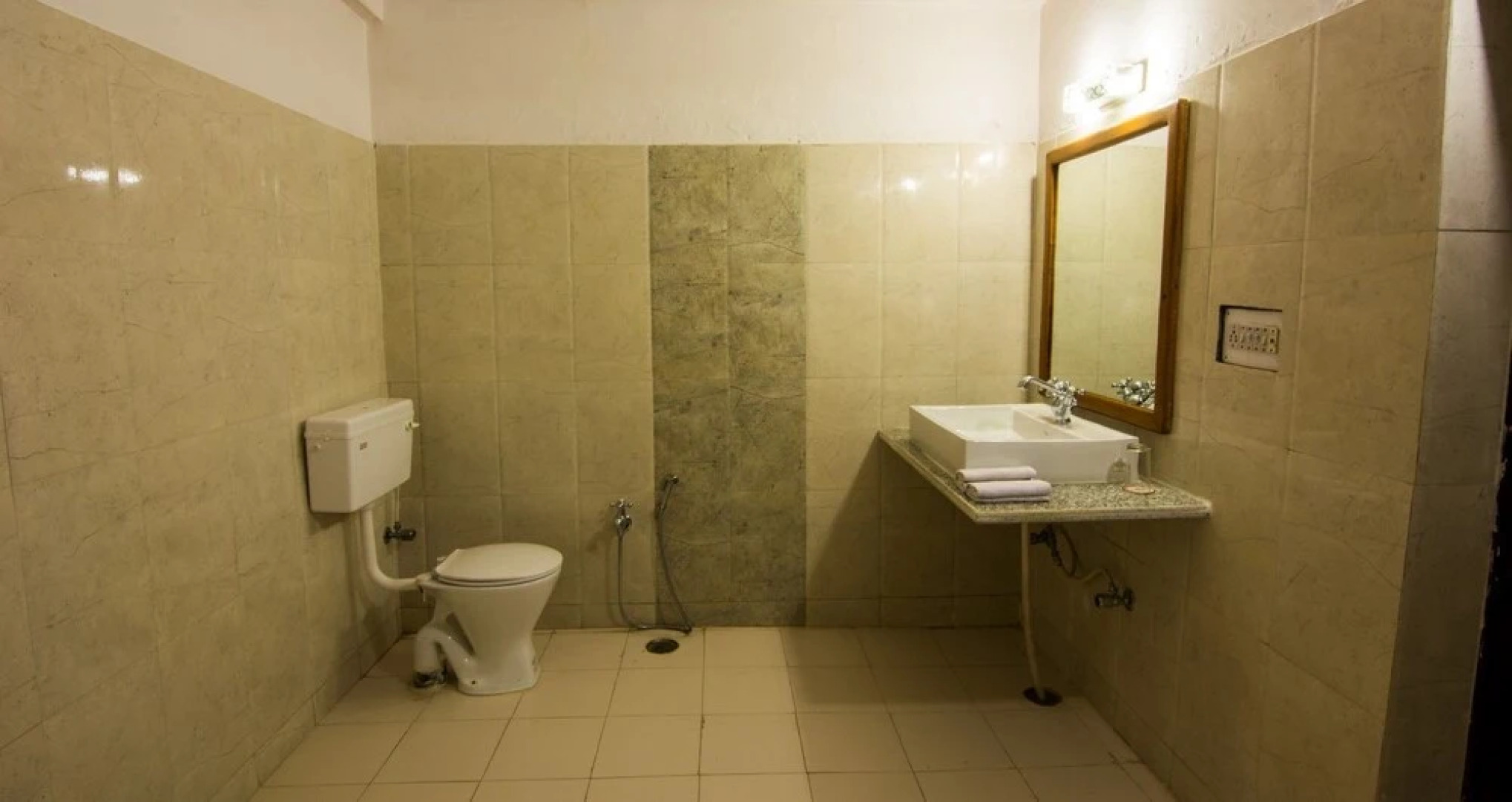 Hotel Jhalamand Garh