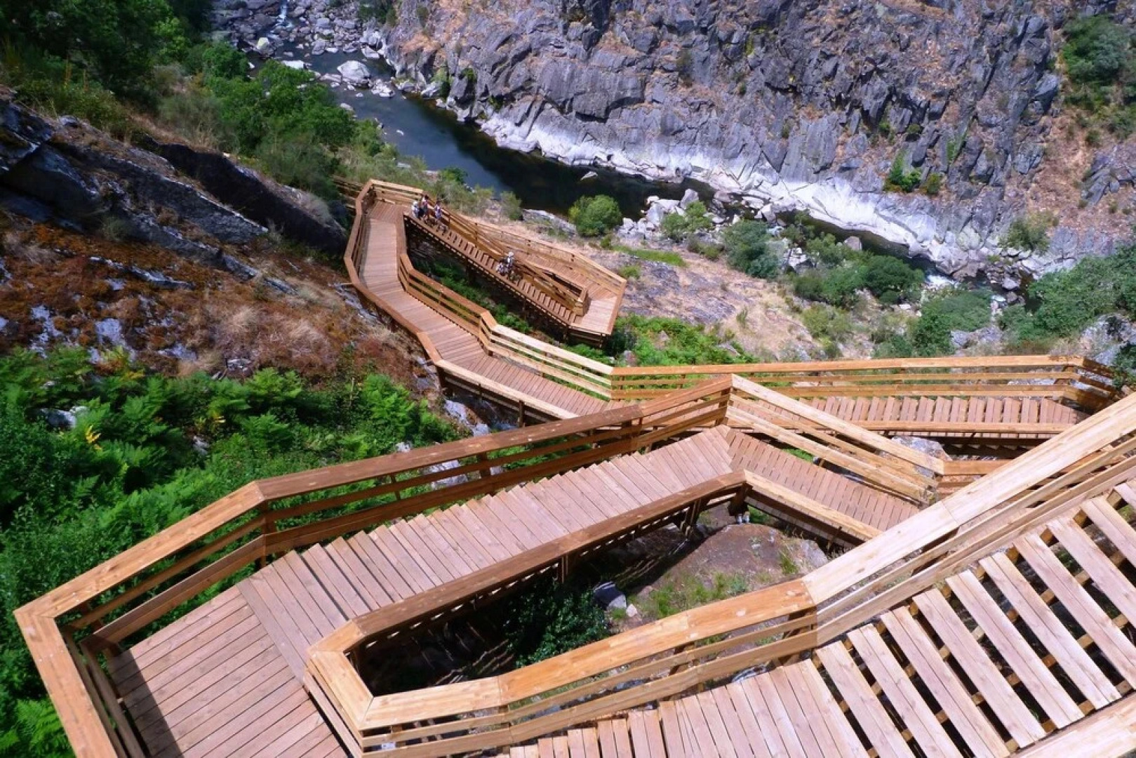 Villa With 4 Bedrooms in Vila Seca, With Wonderful Mountain View, Priv