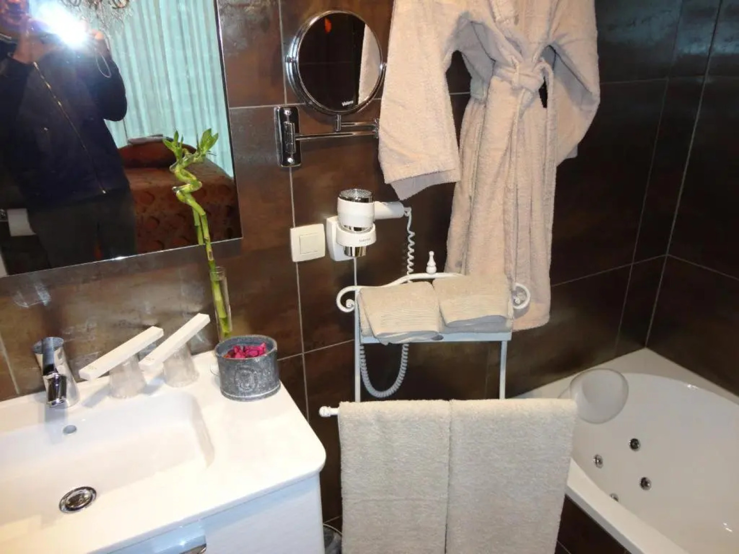 Art Of Dreams Deluxe 4 stars