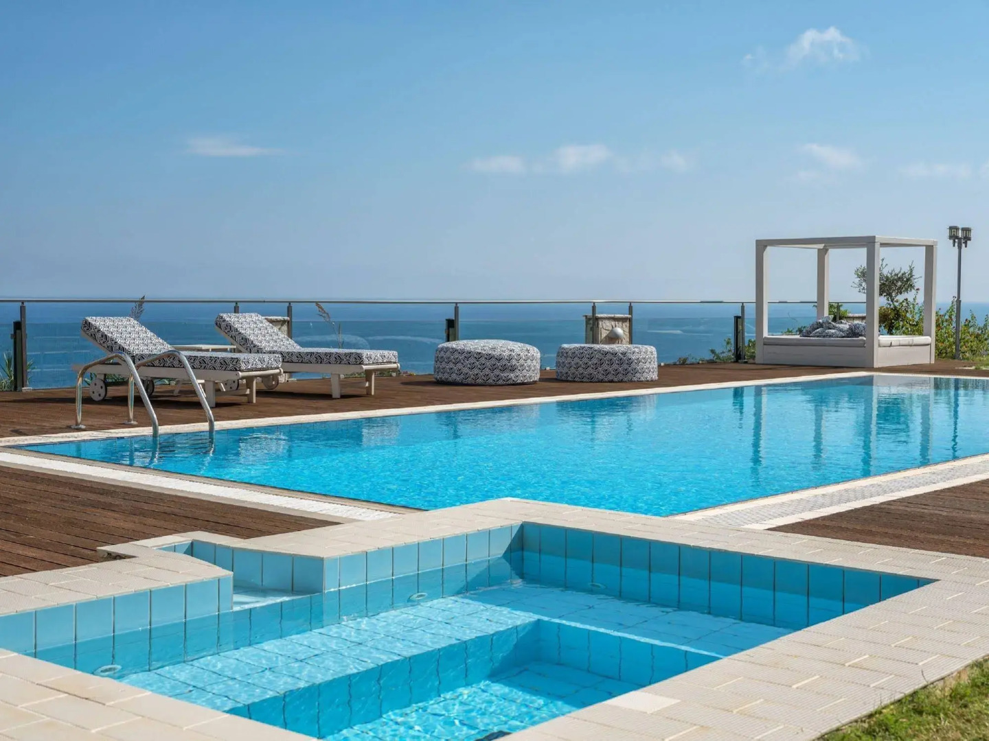 Serenus Luxury Villa