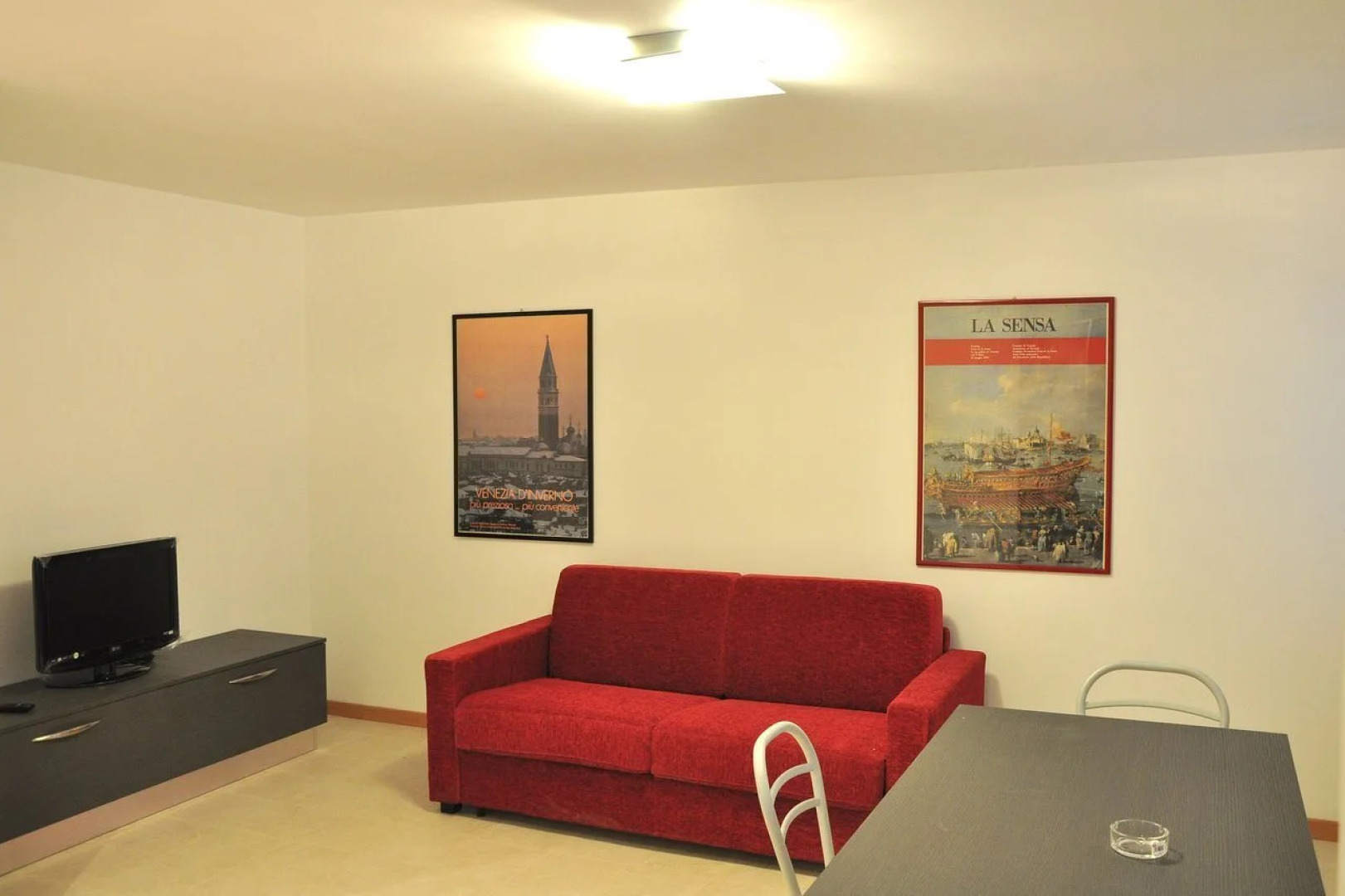 Appartamenti Commercio