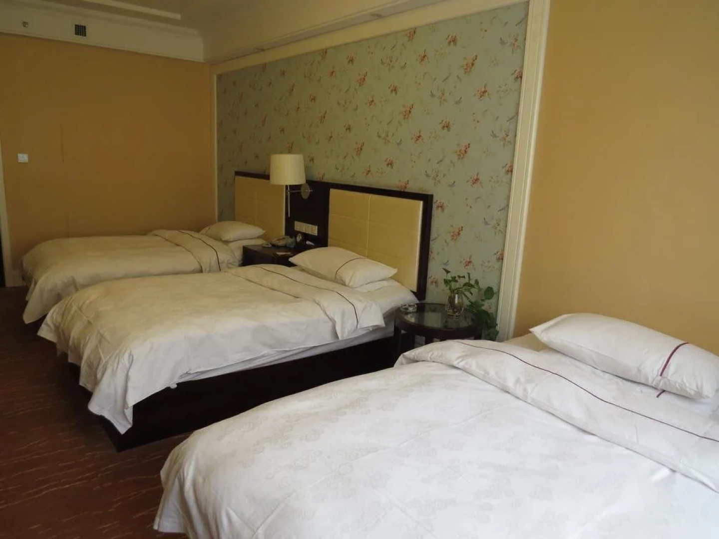 Inzone Galand Hotel Taian