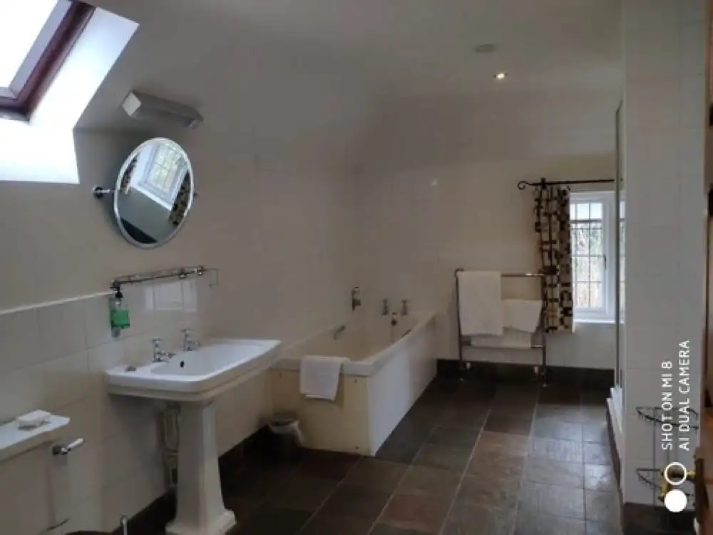 The Thatched Cottage Inn