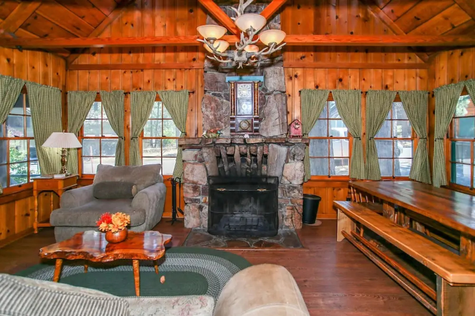 Abe's Amazing Cabin 1421 by RedAwning