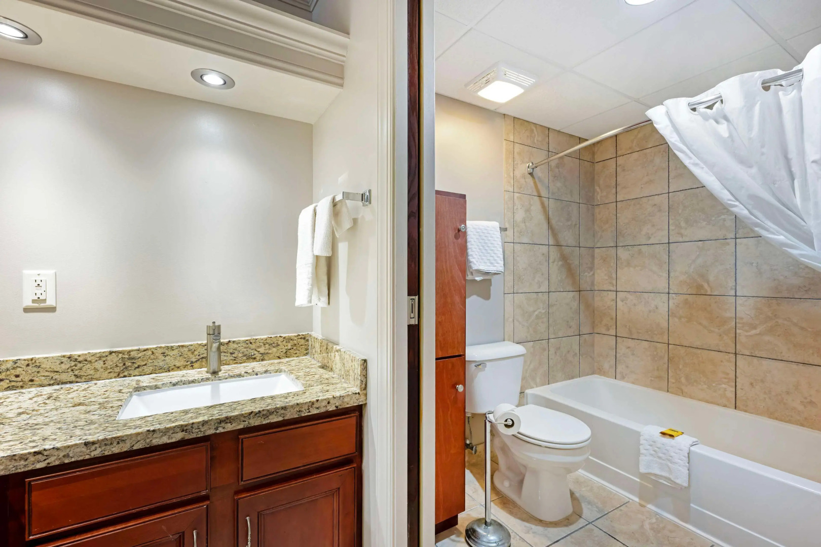 Best Western Plus Mid Nebraska Inn & Suites