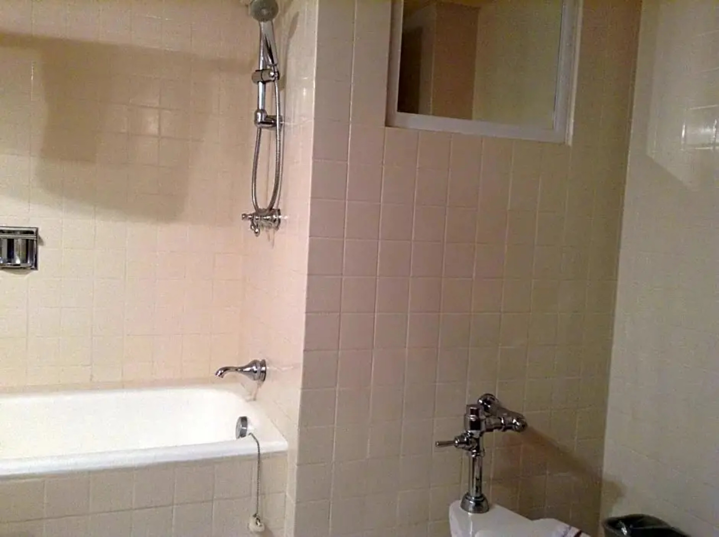 Real De Uruapan Hotel