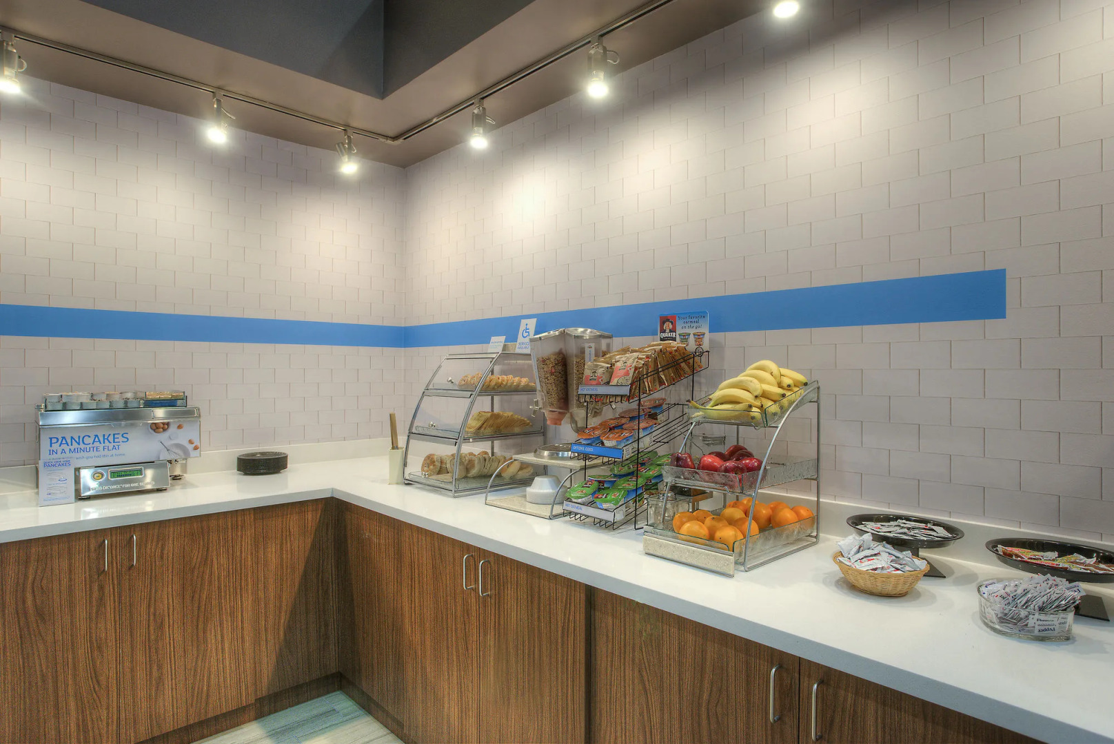 Holiday Inn Express & Suites Tempe by IHG