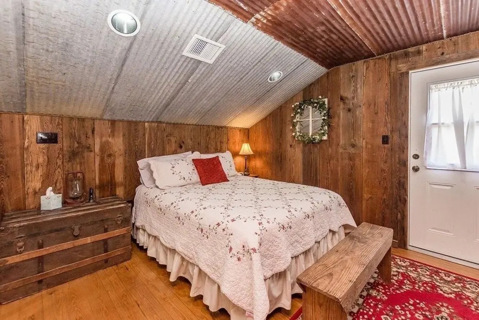 Country Memories 1 Bedroom Cottage by Redawning