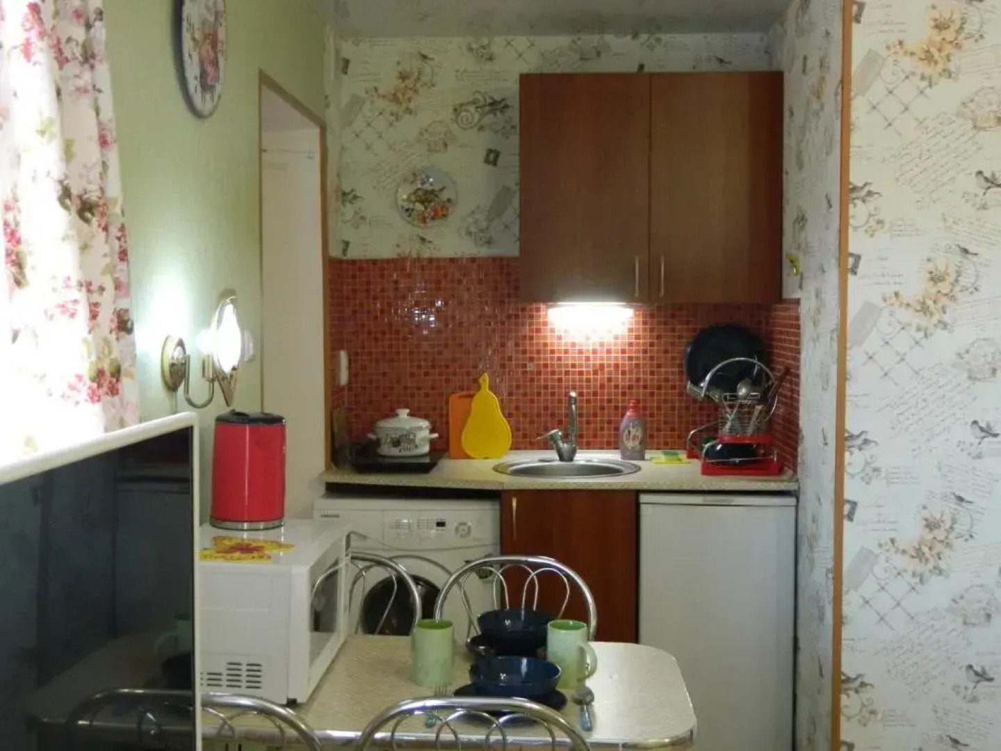 Guest House on Rostovskaya 50