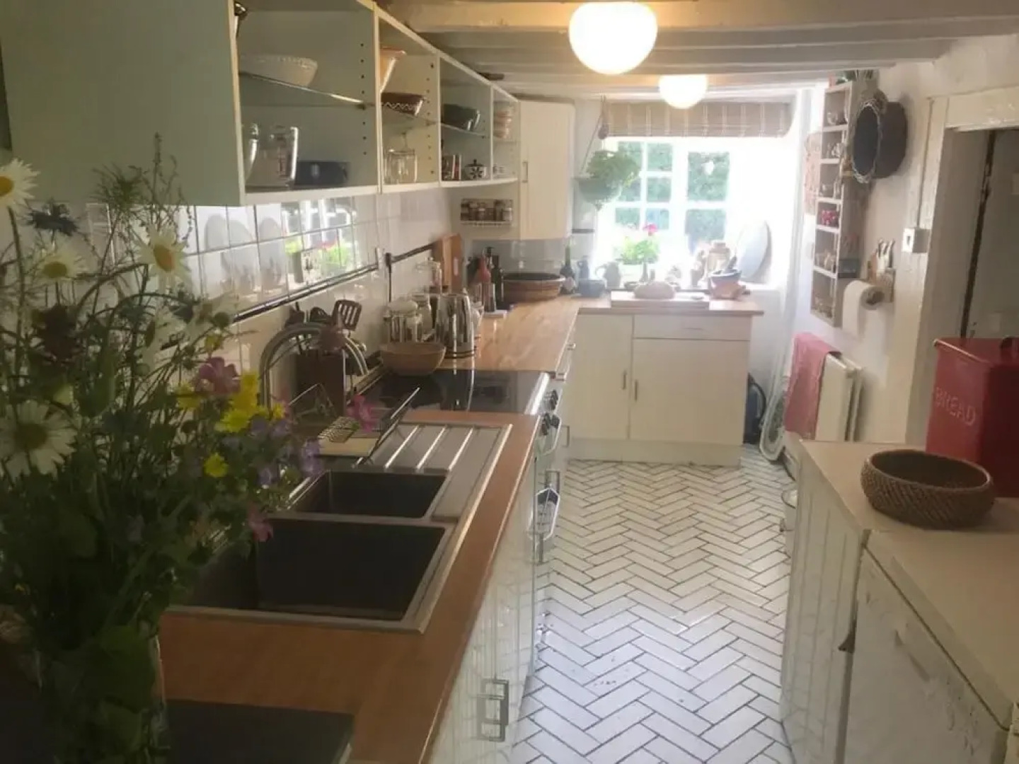 15th Century 3 Bedroom Cottage & Delightful Garden