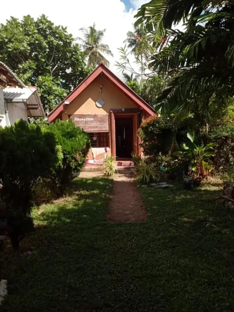 Relax Holiday Home & Tatyana House, Midigama