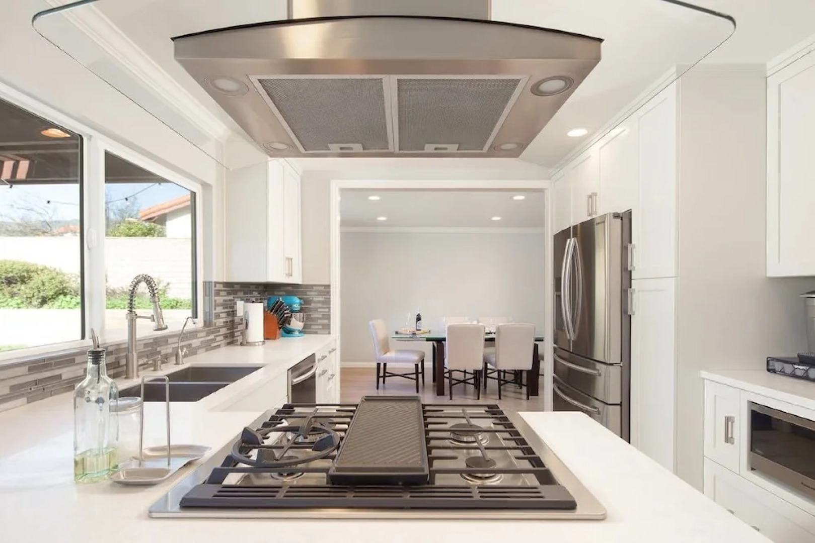 Radiant Estate New Luxury Cali 3 Bd!