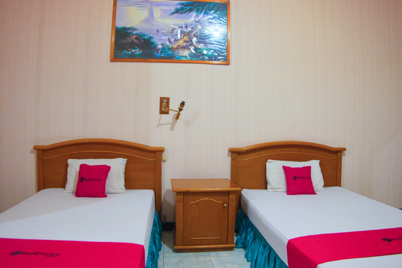 RedDoorz Plus @ Hotel Pantai Timor