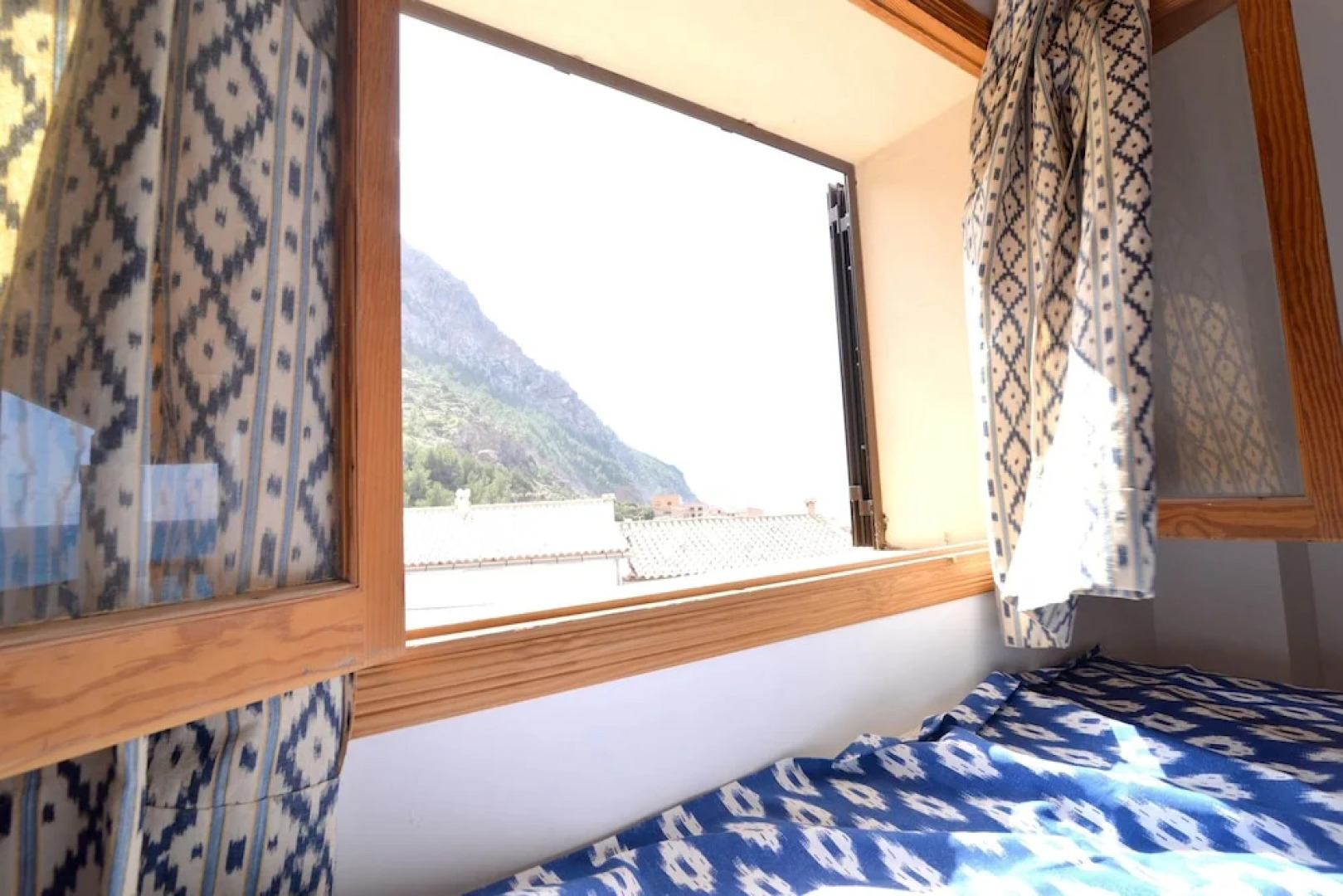 Villa With 4 Bedrooms in Valldemossa, With Wonderful sea View, Private Pool, Terrace