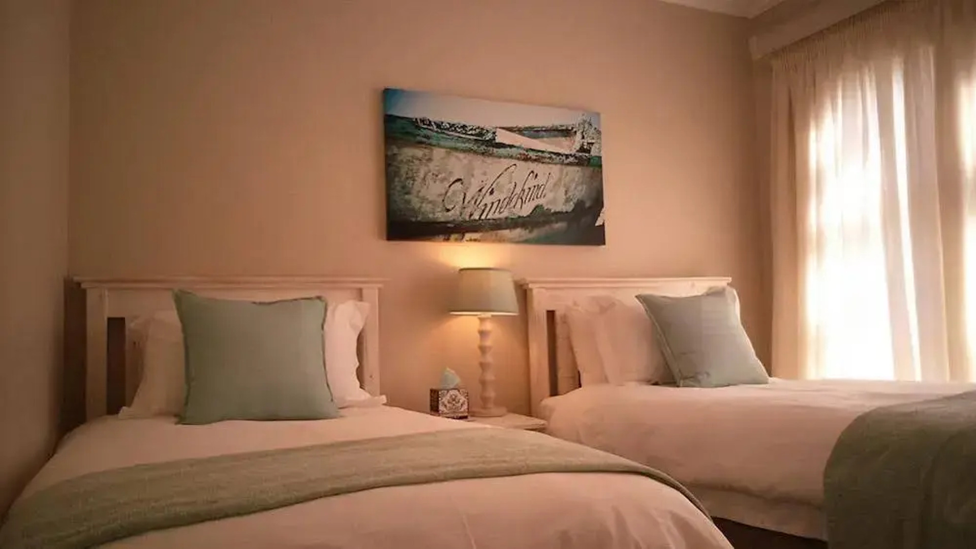 Pont de Val Riverside Escape