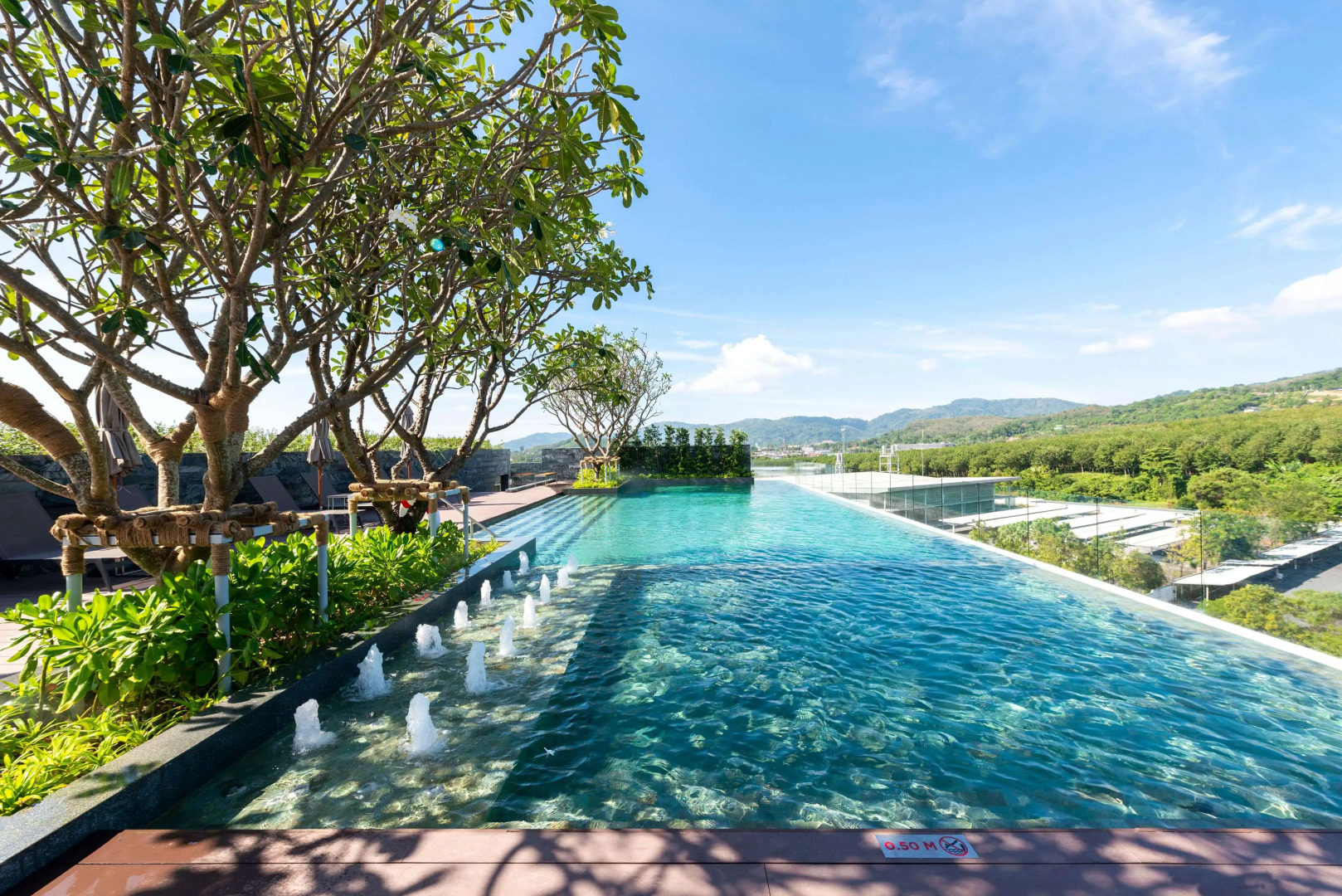 Ramada Plaza By Wyndham Chao Fah