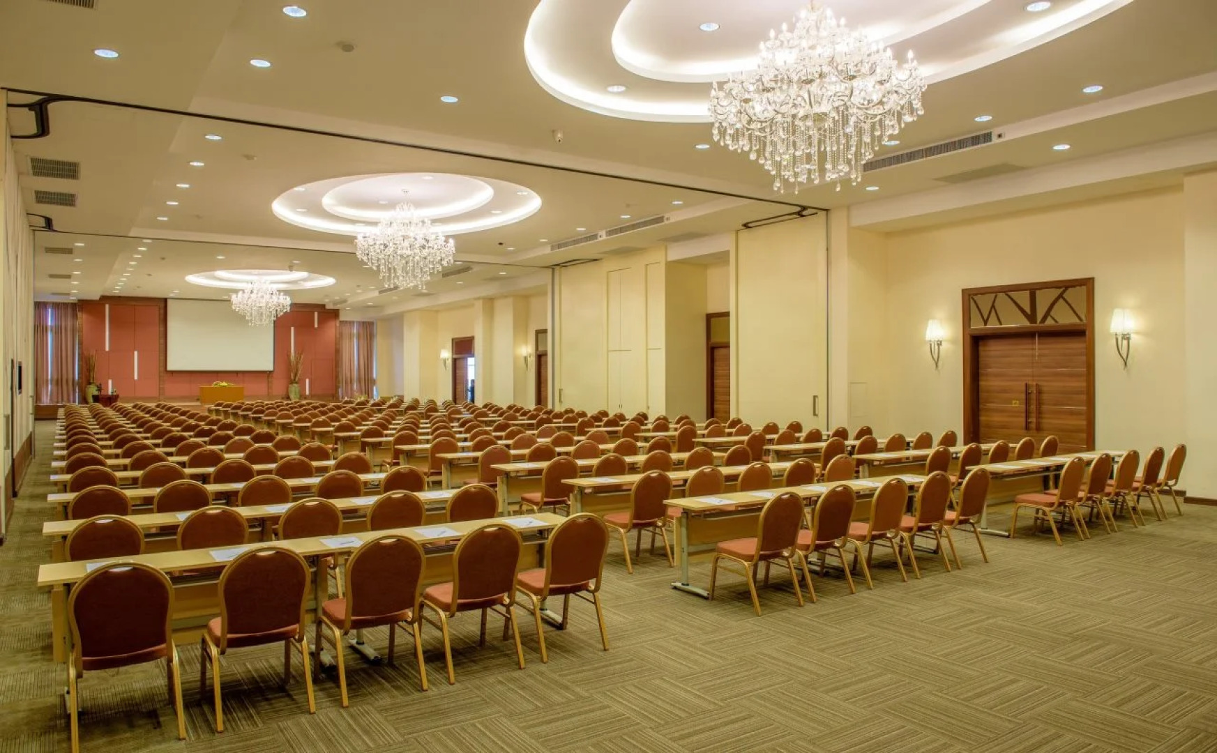 Golden Beach Cha-Am Hotel