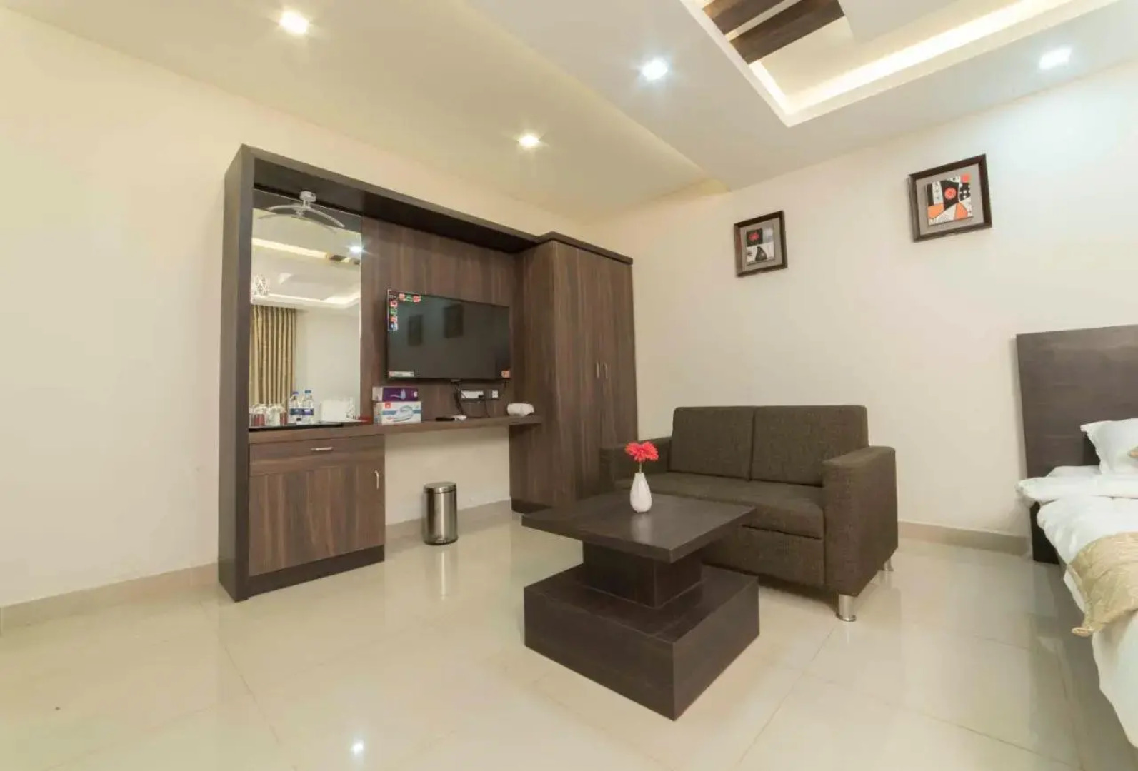 Hotel Sami V Landmarks