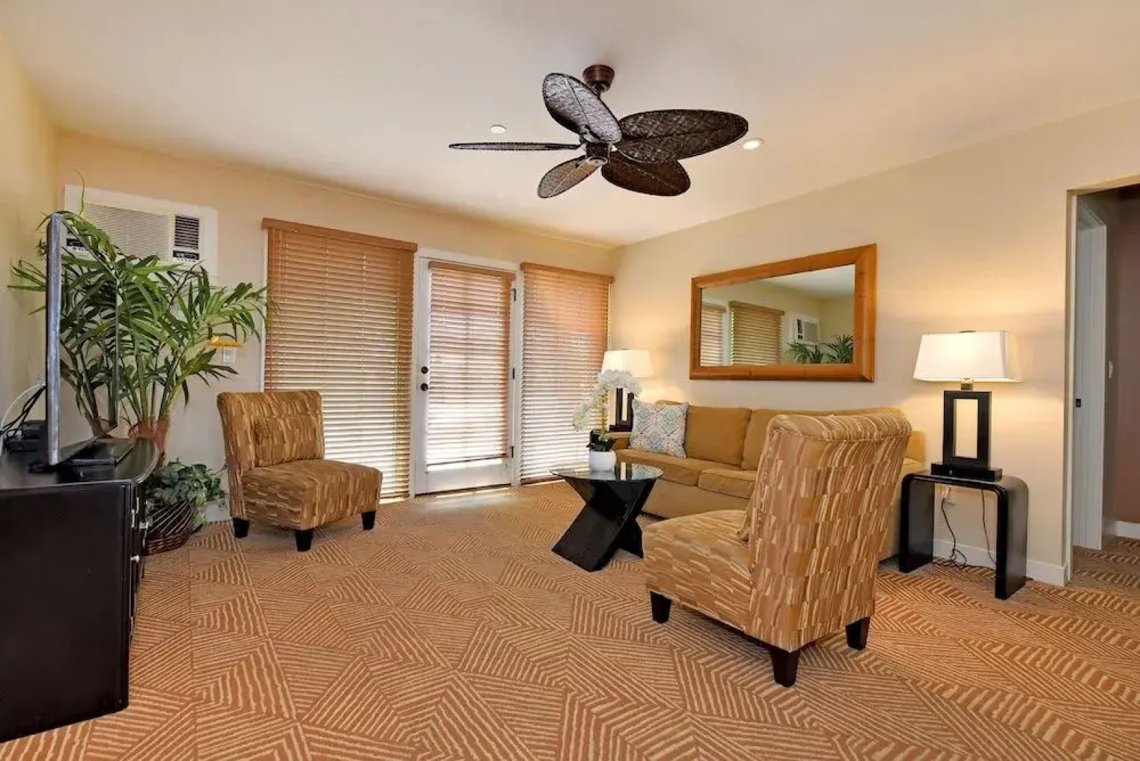 Aina Nalu G102 by RedAwning