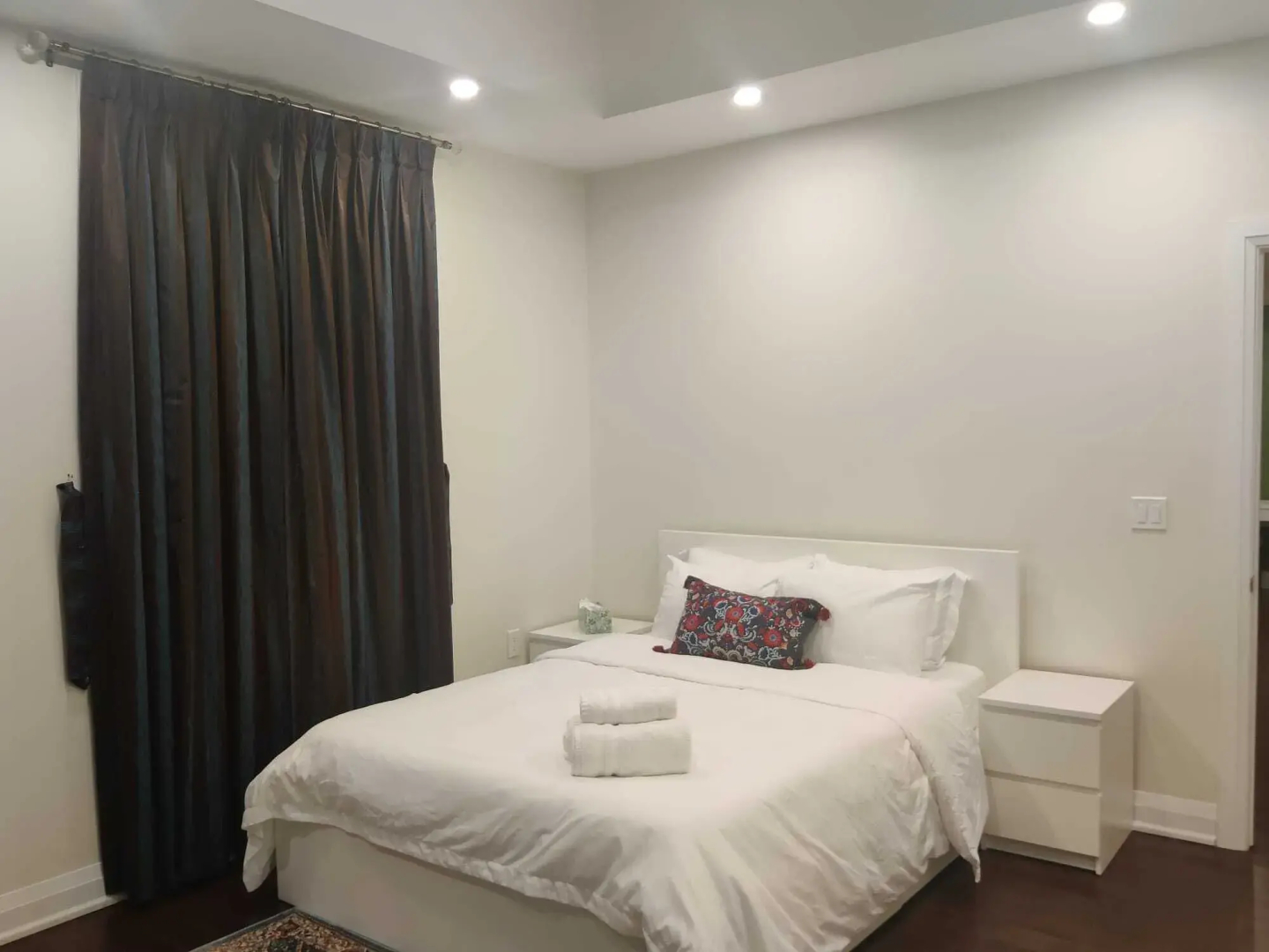 Luxurious Rooms in Pickering