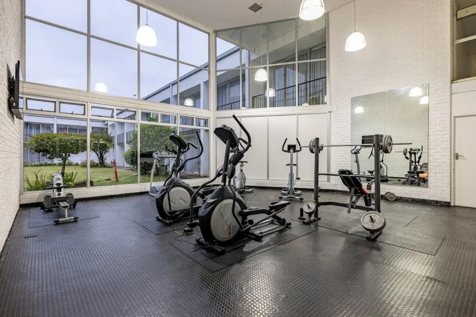 African Sky Hotels - Newcastle Inn