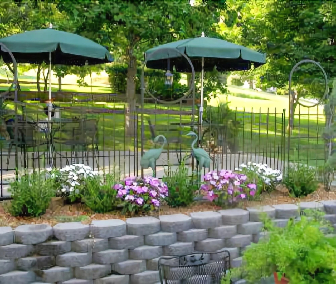 Kuttawa Harbor House