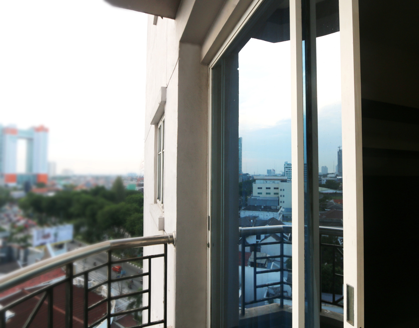 Java Paragon Hotel and Residences