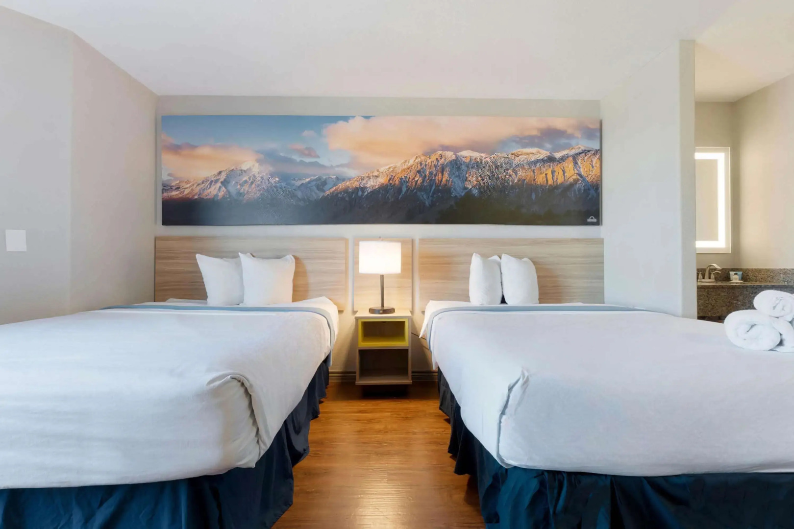 Days Inn by Wyndham Thornton